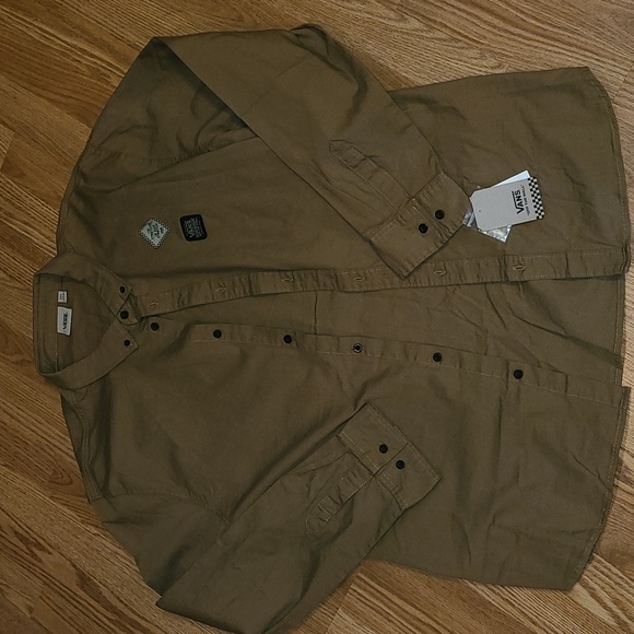 Vans Other - New Vans Logo button-down no tuck in shirt  size XXL